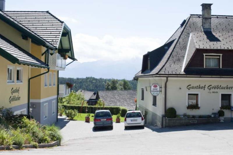 Gaestehaus Groeblacher Kostenberg Luaran gambar